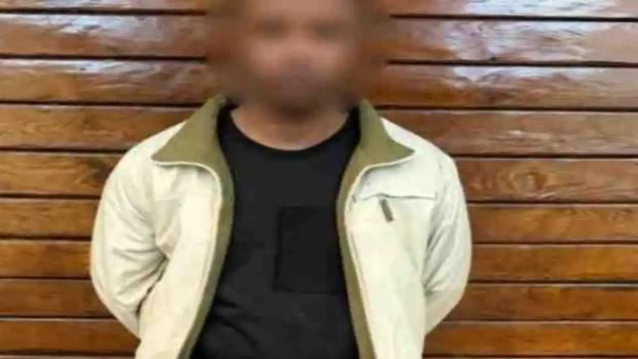 واقعة شبرا الخيمة.. حبس عامل متهم بسرقة هاتف محمول من طالب جامعي